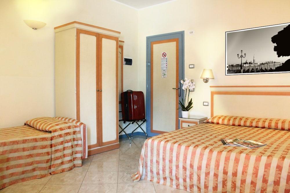 Hotel Regit Mestre Exteriör bild